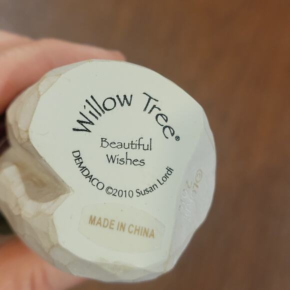 Demdaco Willow Tree White 2010 Beautiful Wishes Susan Lordi Angel Figurine - Picture 3 of 9